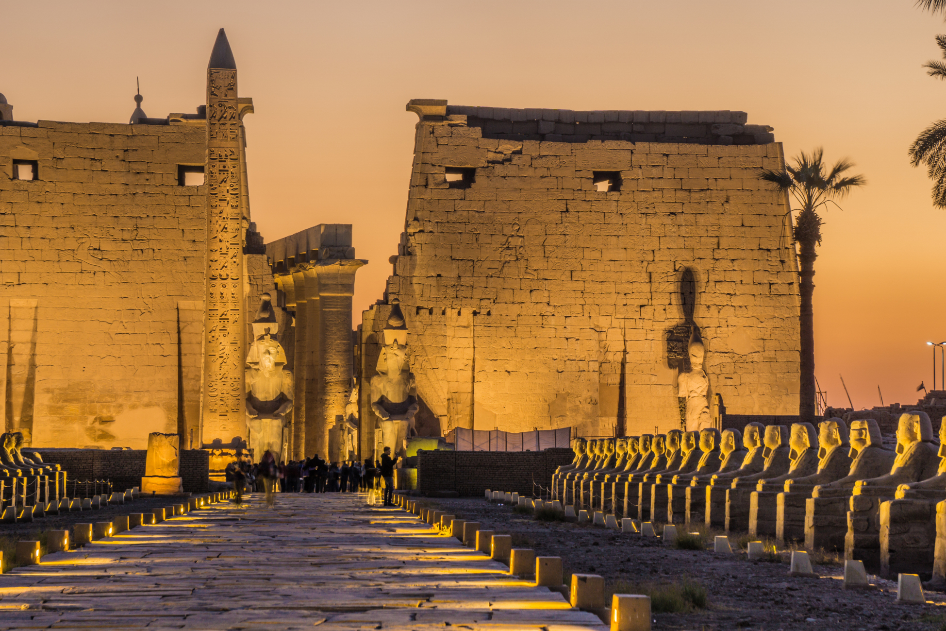 luxor-travel-guide,-information-about-luxor,-egypt